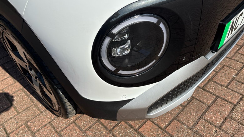 Hyundai INSTER 85kW 02 49kWh 5dr Auto Electric Hatchback